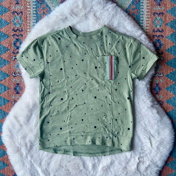 Cat & Jack Shirts & Tops Cat Jack Xs 45 Minimalist Patterned Pocket Tee Shirt Green And